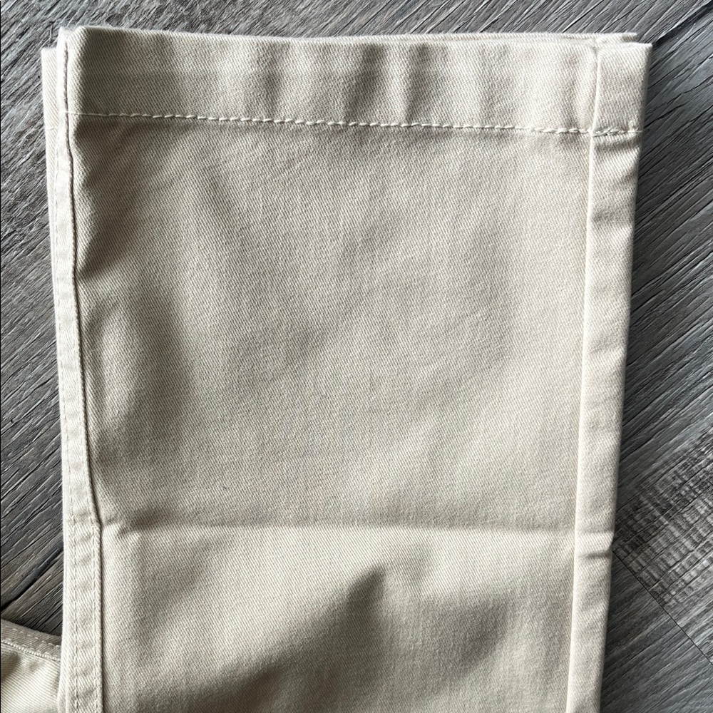CHAPS NWT Youth Formal Khaki Pants, Boys Sz 18 - Picture 3 of 9